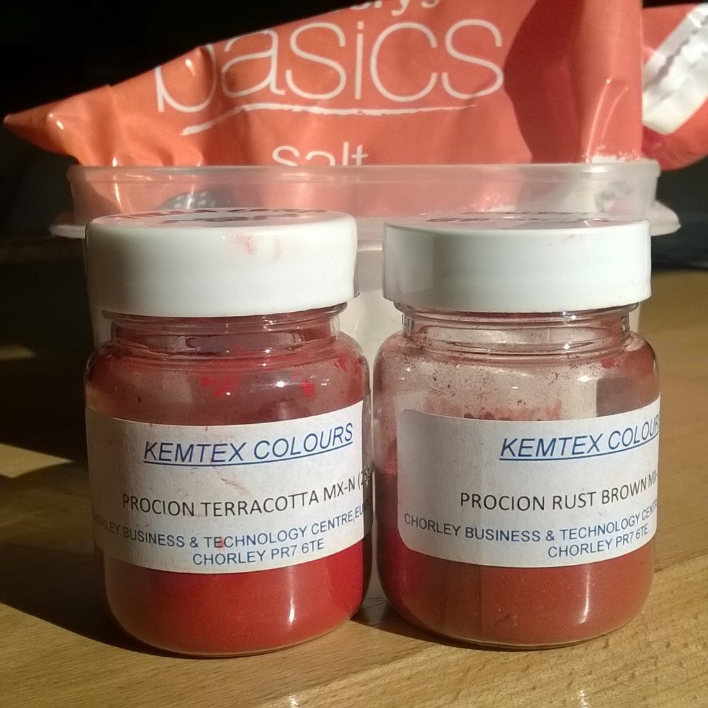 Dyeing Shibori with Fibre Reactive Dyes 3 Kemtex dyes in pots