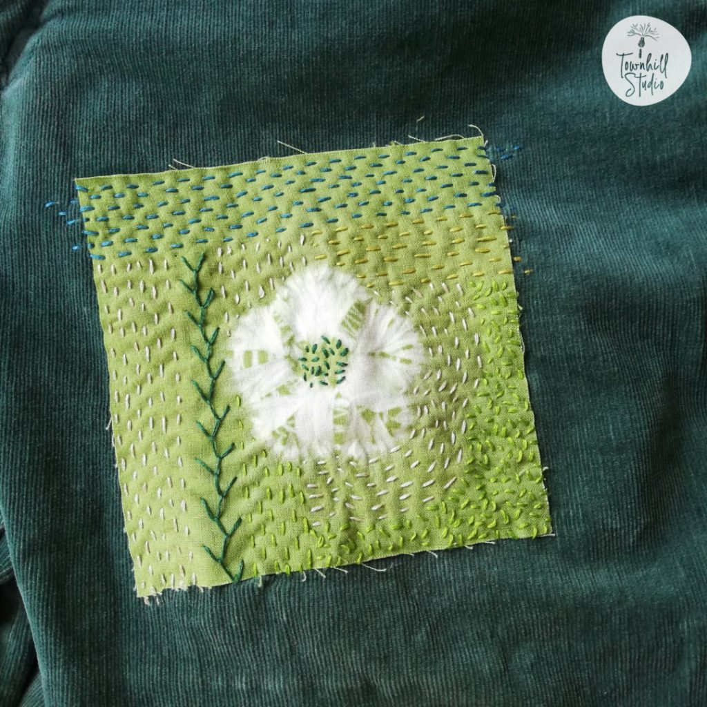 5 Marvellous Maki-Age Shapes to Create with Stitched Shibori 5 Two maki age shapes, blue and green